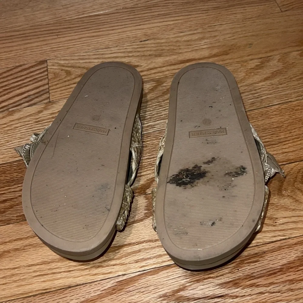 Marc Fisher WELTI FLAT FOOTBED SANDAL Sz 6.5